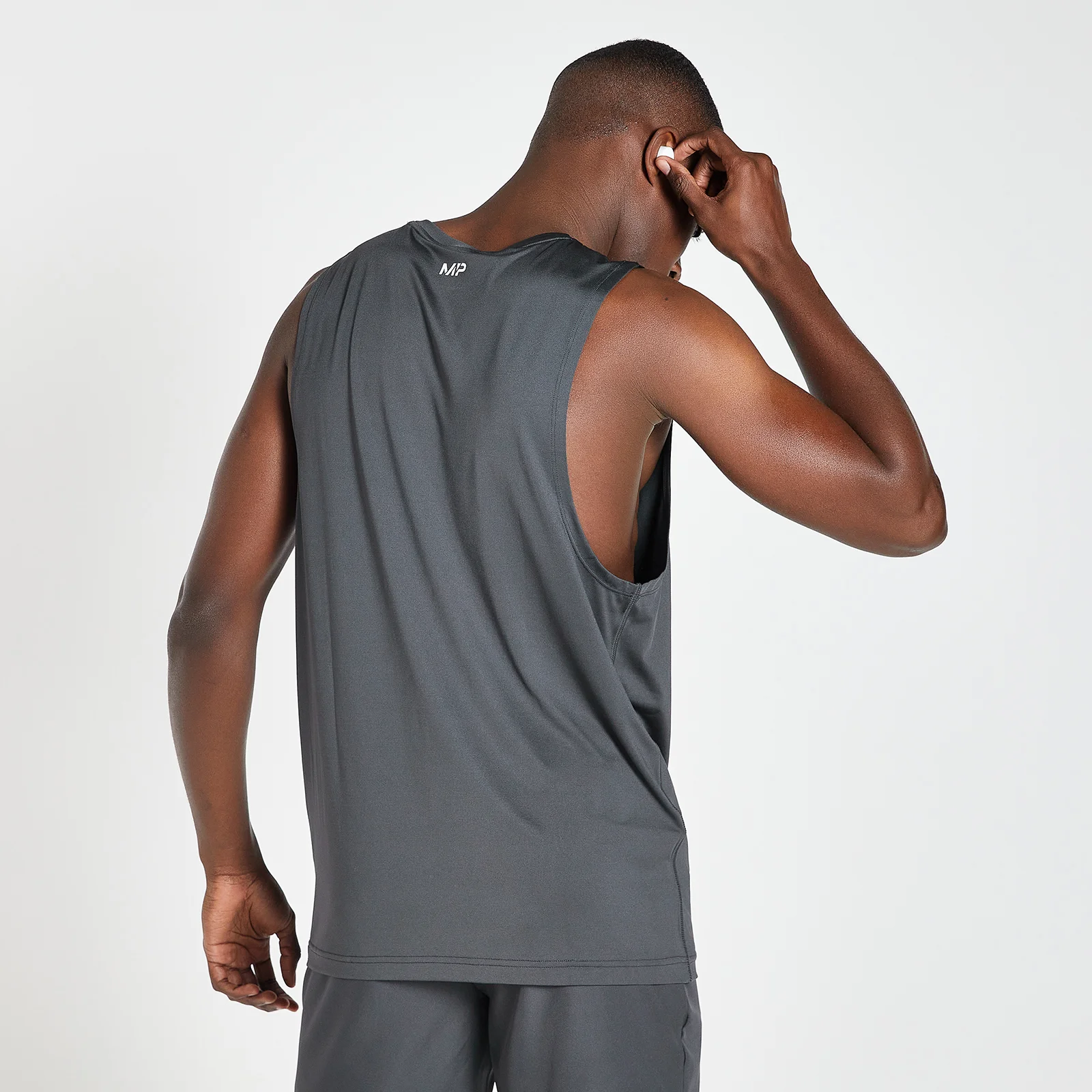 MP Men's Linear Line Graphic Essentials Training Tank Top - Gun Metal - XS Image 3