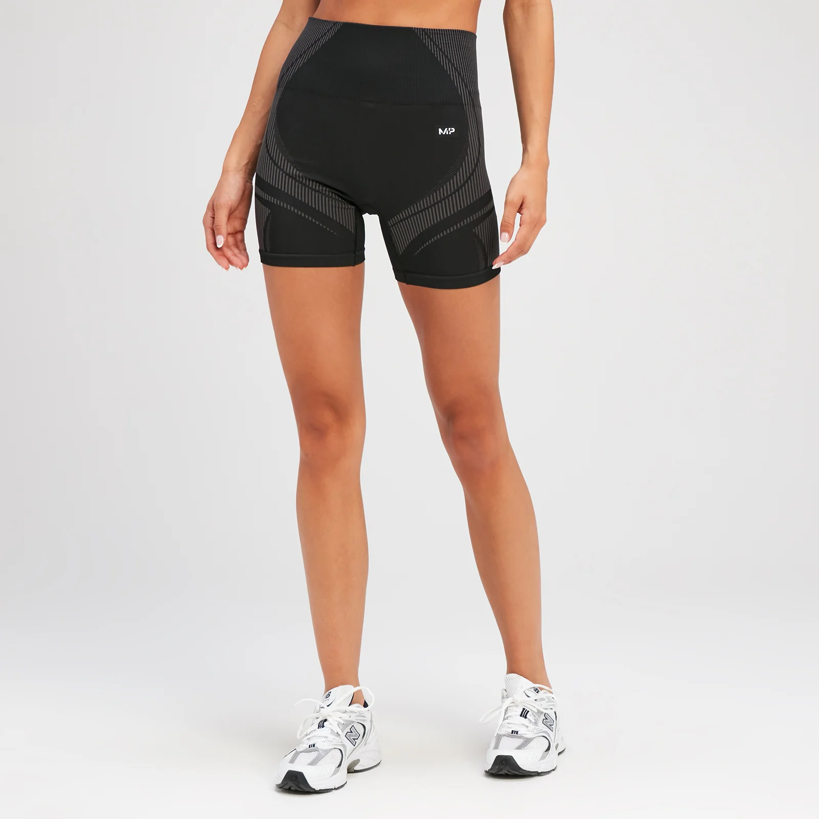 MP Women's Tempo Ultra Seamless Booty Shorts - Black - XS Image 1